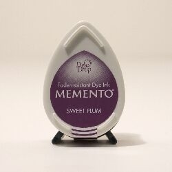 MEMENTO DEW DROP Тампон с ярък отпечатък SWEET PLUM
