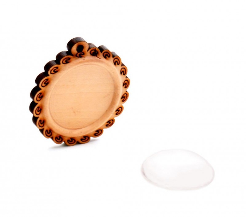 Заготовка за медальон лазерно изрязан