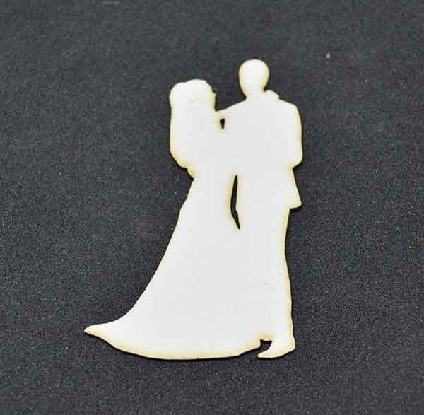 Лазерно изрян силует на младоженци 2 бирен картон