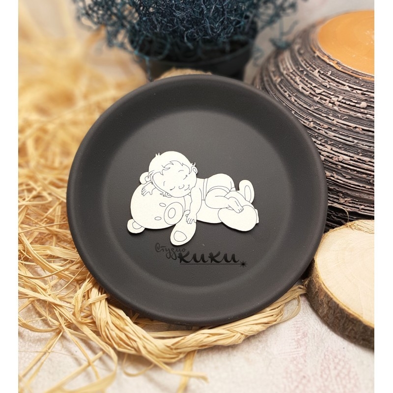 Лазерно изрязано спящо бебе бирен картон