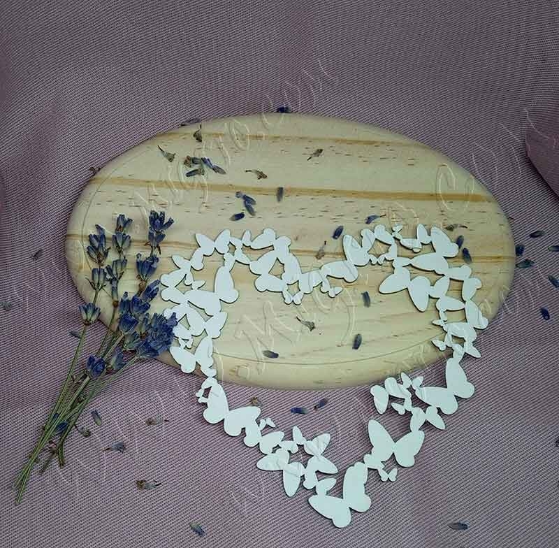 Рамка с пеперуди лазерно изрязан бирен картон