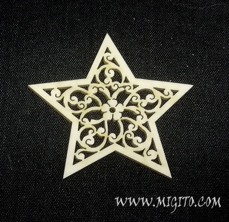 Лазерно изрязан звезда бирен картон 